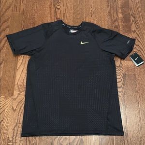 Men’s Nike Swim T-shirt